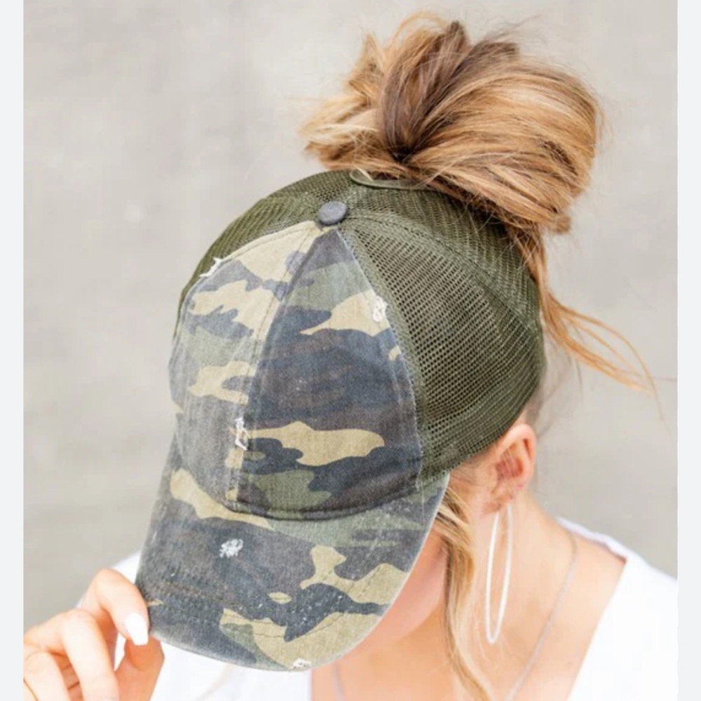 2 for $20 ; NWT ponyflo distressed Camouflage trucker hat high ponytails / Buns